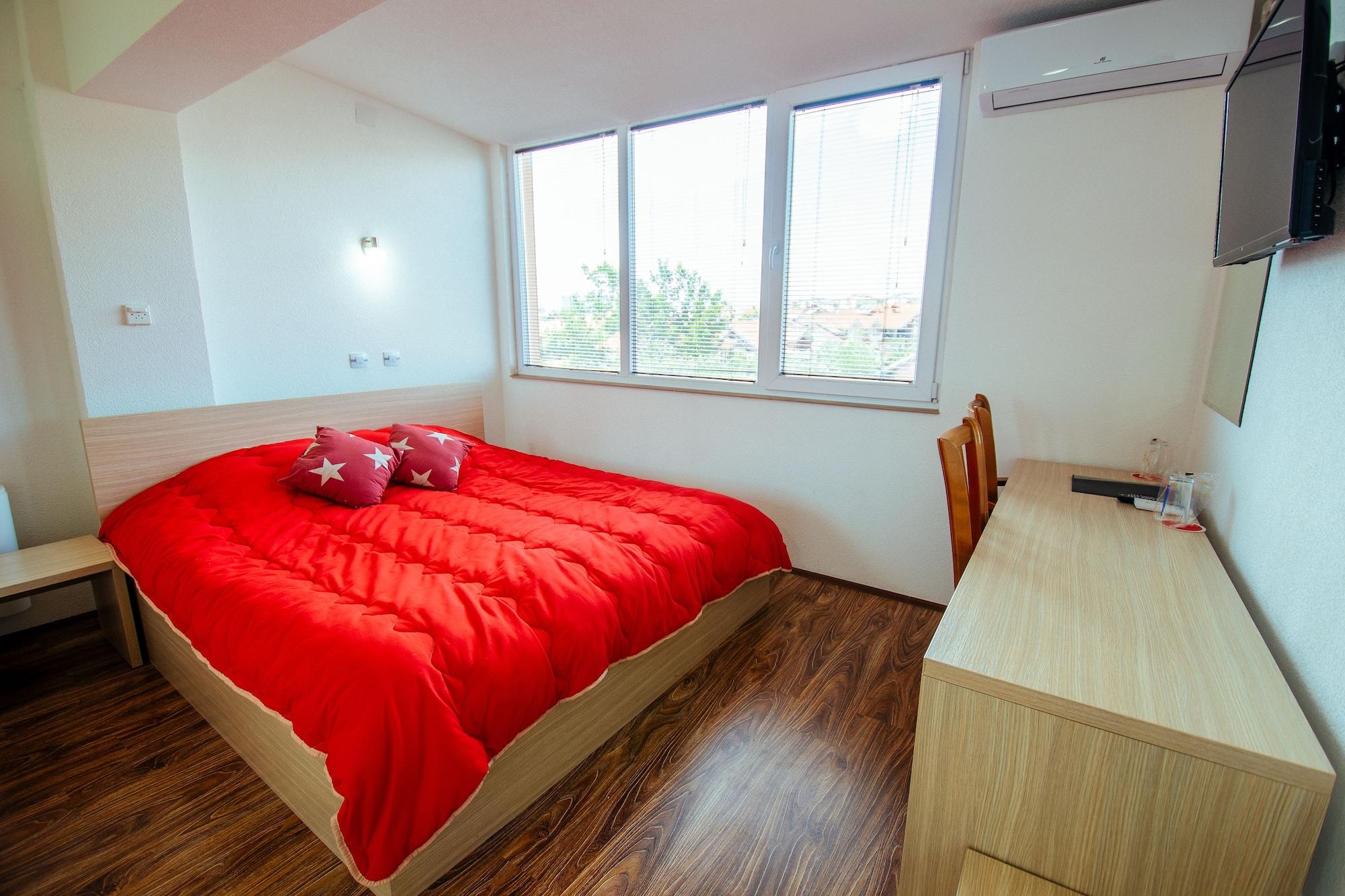 Hotel Kristal Palas Prilep Eksteriør billede