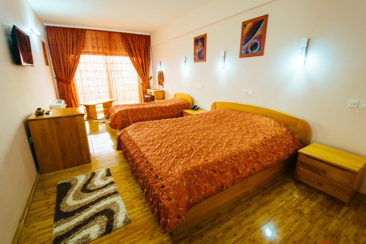 Hotel Kristal Palas Prilep Eksteriør billede
